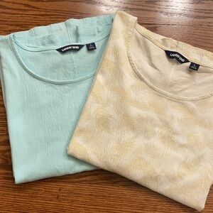 LANDS’ END Women’s set of 2 bundle scoop neck, cap short sleeve TOPS. SZ Large